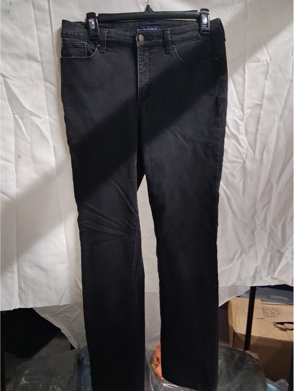 Charter Club Women’s Black Light Wash Straight Jeans Size 6 Stretch 5-Pocket G2